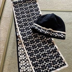 Coach hat and scarf set